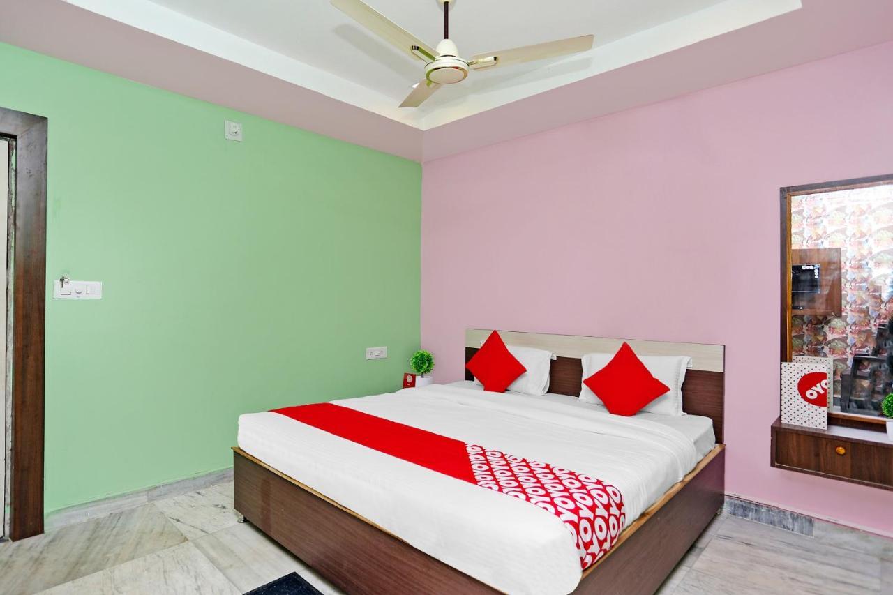 Super Collection O Aryan Hotel Khandagiri Exterior foto