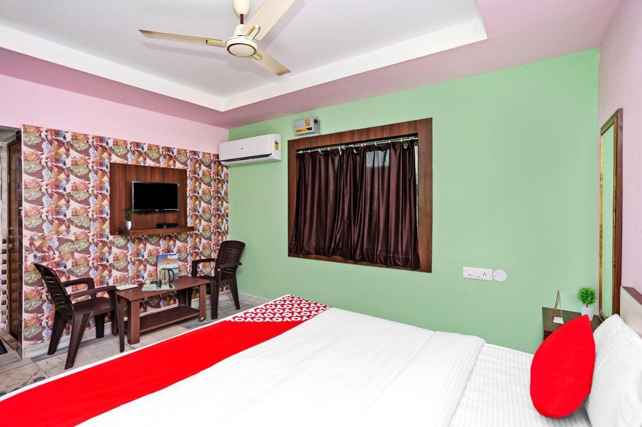 Super Collection O Aryan Hotel Khandagiri Exterior foto