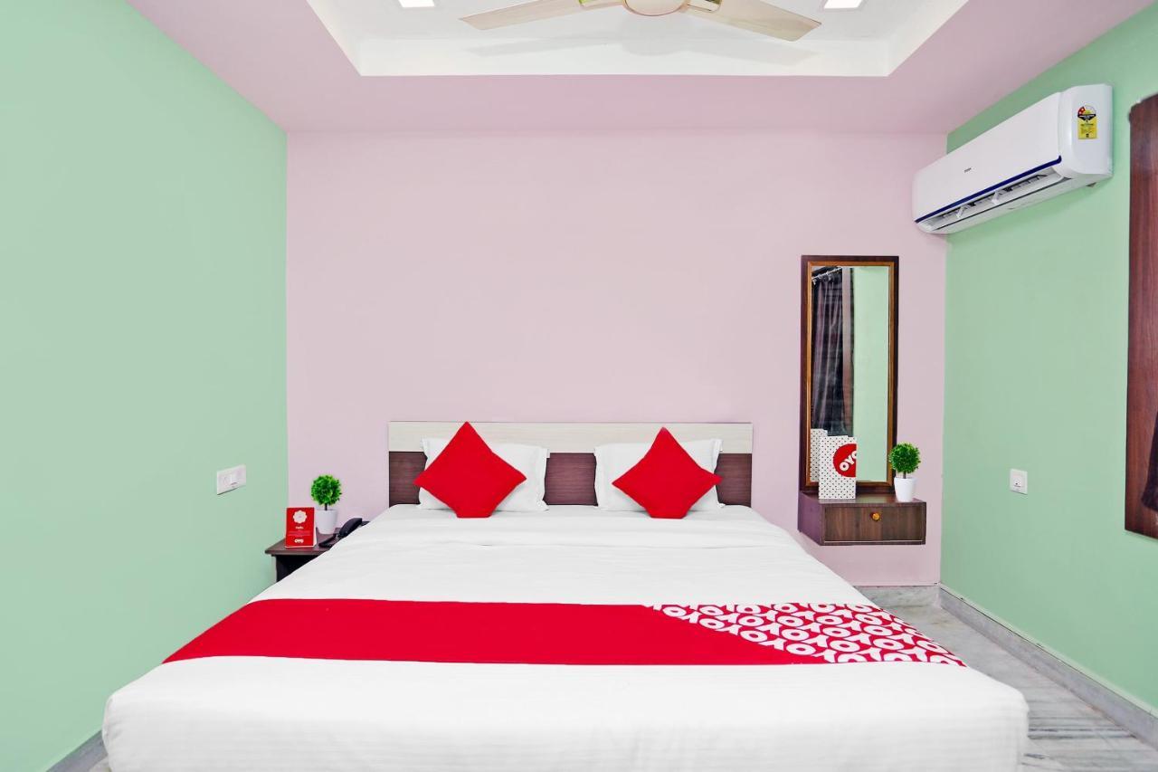 Super Collection O Aryan Hotel Khandagiri Exterior foto