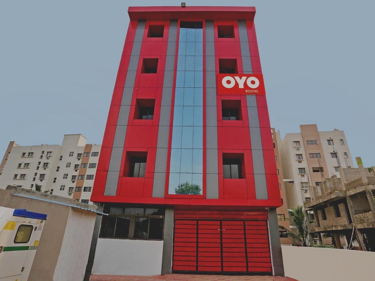 Super Collection O Aryan Hotel Khandagiri Exterior foto
