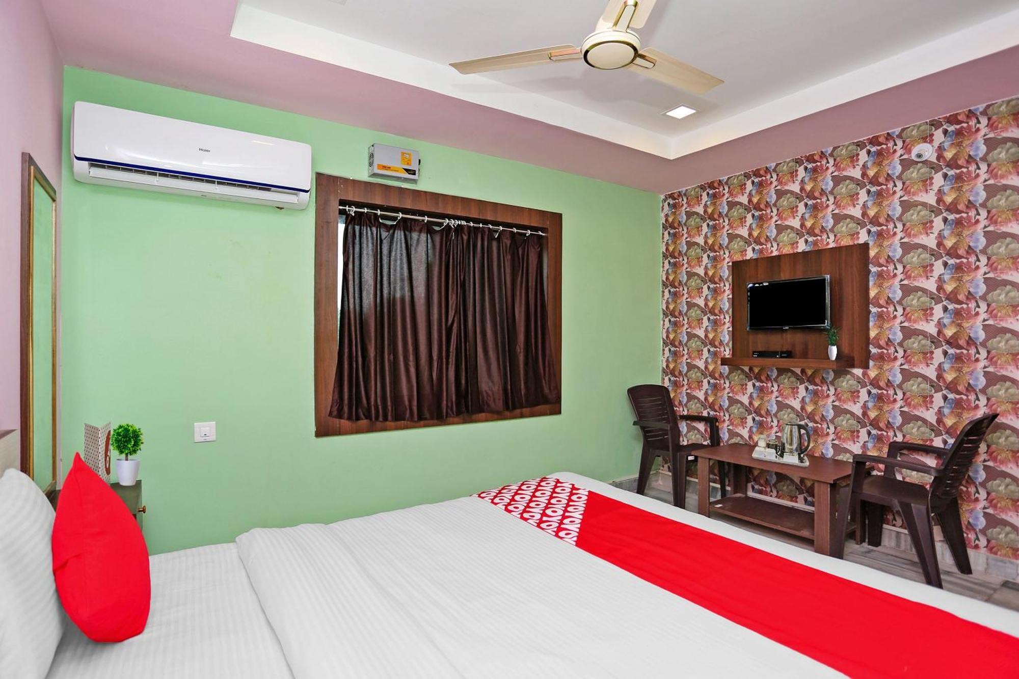 Super Collection O Aryan Hotel Khandagiri Exterior foto